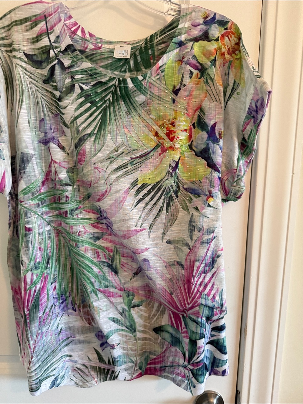 Time and Tru Tropical Floral Short Sleeve Top - Green, Pink, Purple